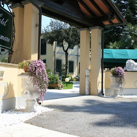 Hotel Verdemare Marina di Pietrasanta Kültér fotó