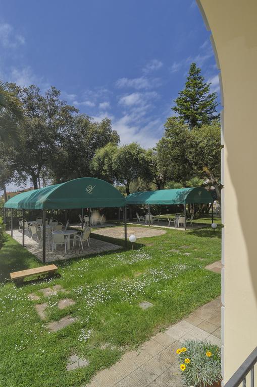 Hotel Verdemare Marina di Pietrasanta Kültér fotó