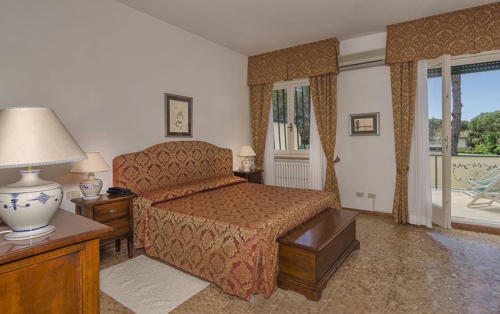 Hotel Verdemare Marina di Pietrasanta Kültér fotó