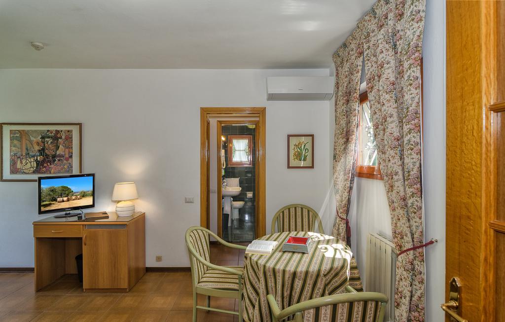 Hotel Verdemare Marina di Pietrasanta Kültér fotó