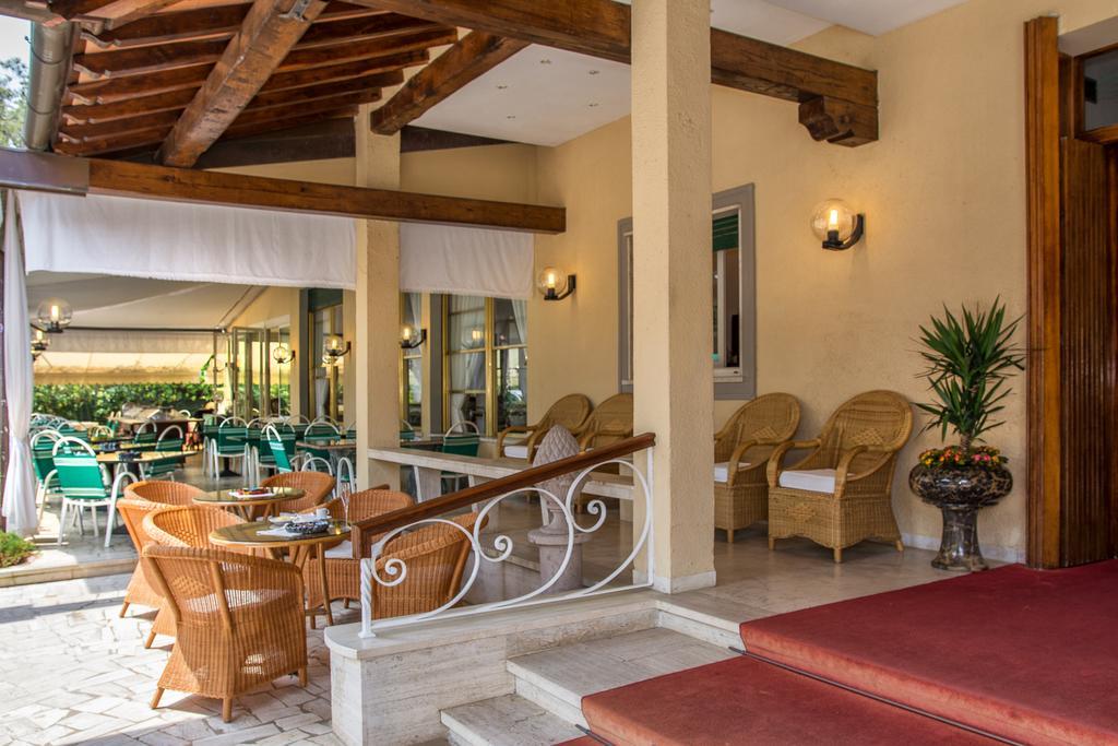 Hotel Verdemare Marina di Pietrasanta Kültér fotó