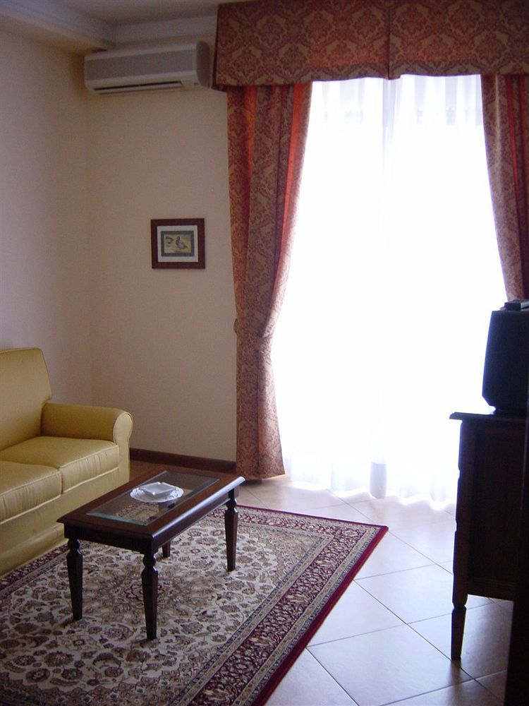 Hotel Verdemare Marina di Pietrasanta Kültér fotó